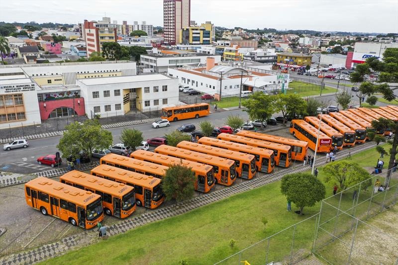 Vinte ônibus são adicionados à frota de Curitiba
