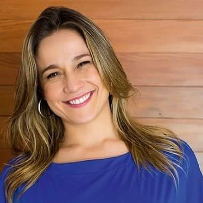 Fernanda Gentil com espetáculo Sem Cerimônia no Guairão