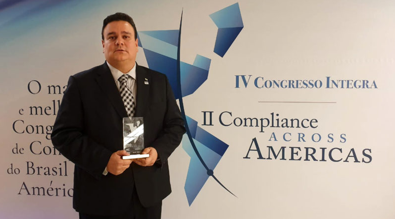 Paraná vence prêmio nacional de Compliance