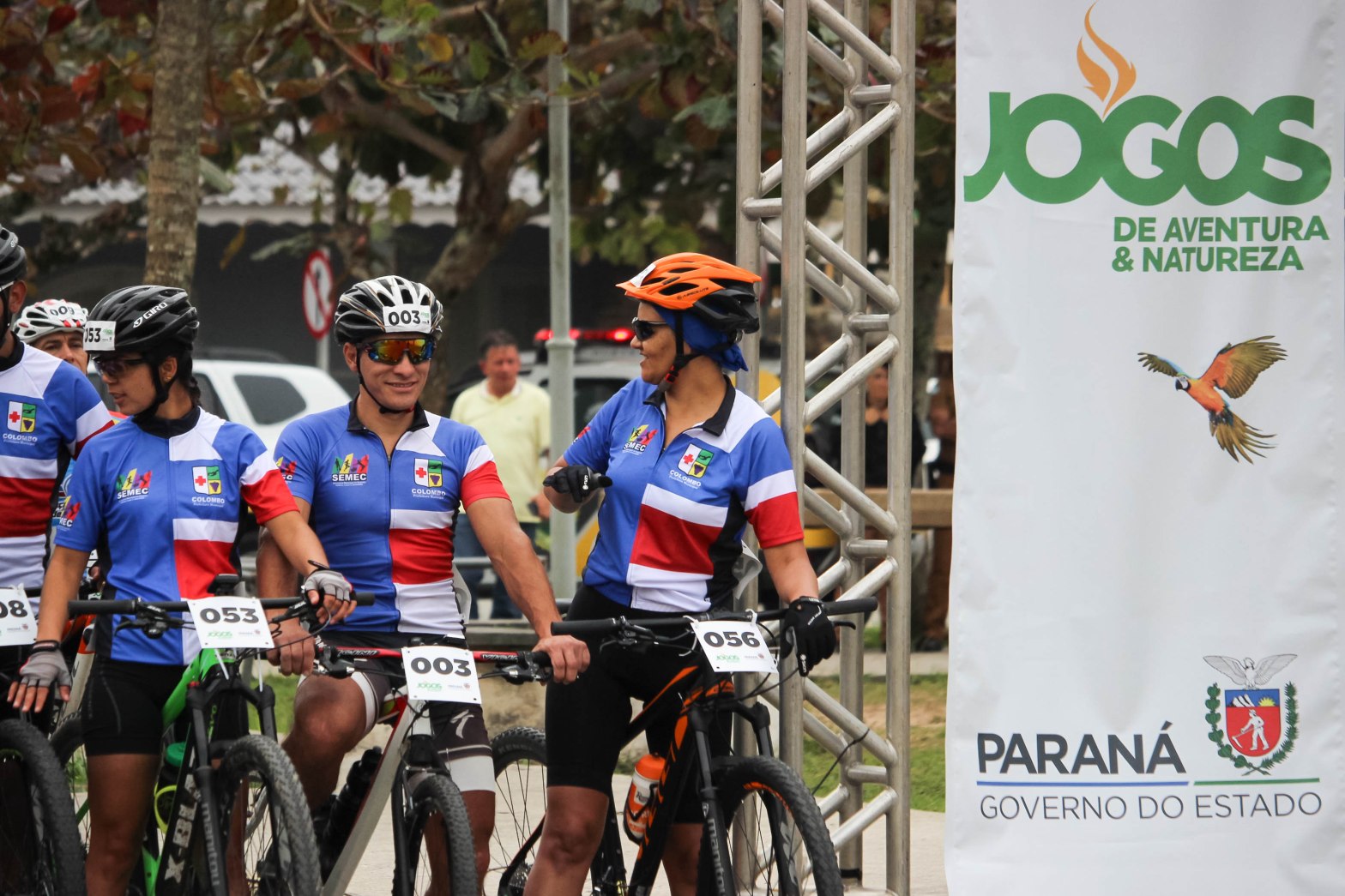 Ciclistas de Colombo conquistam ouro na abertura dos Jogos de Aventura e Natureza