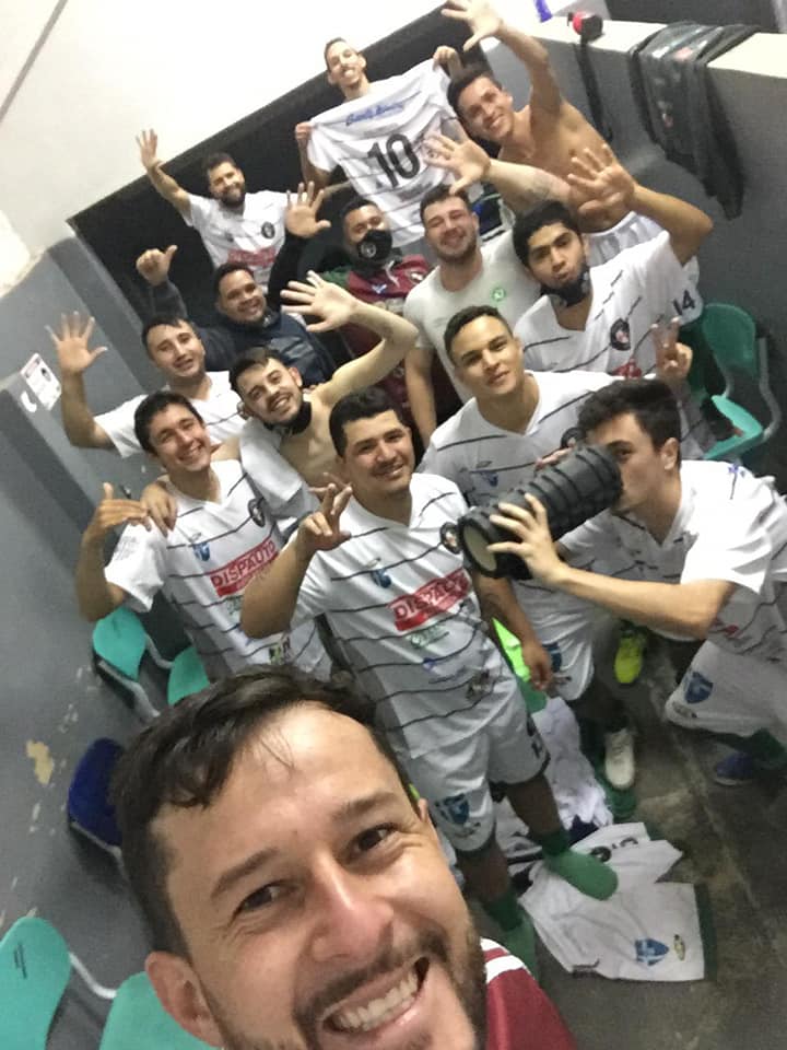 Colombo Futsal vence fora de casa e é lider da chave na Série Bronze